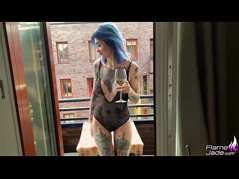 ❤️ Intombazane Enhle Emunca Nge-Gulp Futhi Ebhebha Ngezinkanuko Ngaphansi Kwesibhakabhaka Esivulekile Ucansi kithi  ﹏